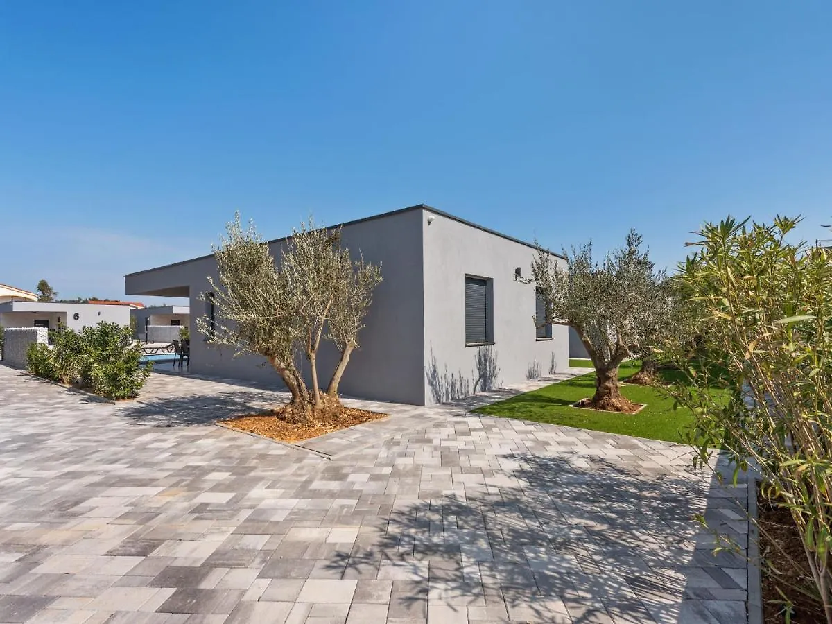 Luxurious Holiday Home In Vir With Private Pool 0*,